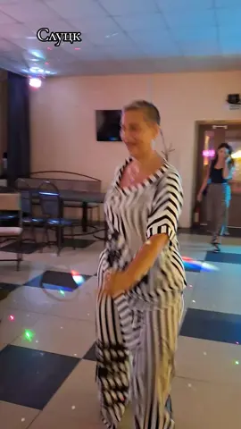#беларусь🇧🇾слуцк #танцыдлядуши #🕺💃🌹🌷🌹 #fyp 