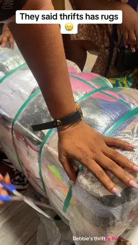 Hi loves i have good news💃 we will be having our first sales on the 21-25 of this month and you can’t afford to miss it cause as low as 20-80cedis you will get something to buy from me🥳let’s meet on WhatsApp 0557335473  #debbiesthrift #fyppp #explore #thriftvendor #smallbusinessowner #thrifted #thrift #thrend #sales #promotingmybusiness #newarrivals #dresses #miniskirts #corsettops 