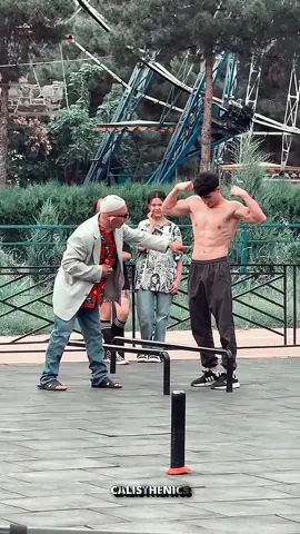 Grandpa Prank 👴 Calisthenics #prank #motivacao #workout #calisthenics #fyp 