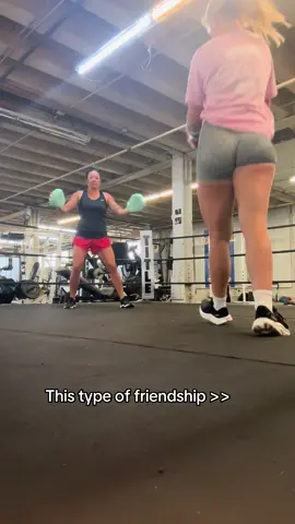 @♡ 𝔼𝕞𝕚𝕝𝕪 ♡ #girlswhobox #boxing #bestiegoals #besties 