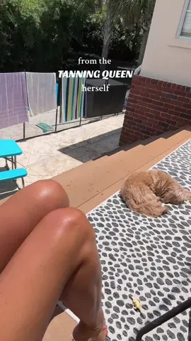 DO NOT USE if you don’t wanna be a bronzed babe💁🏻‍♀️✨ #tanninghack 