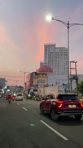 semarang itu candu, kaya kamu. #semarangstory #semarang24jam 