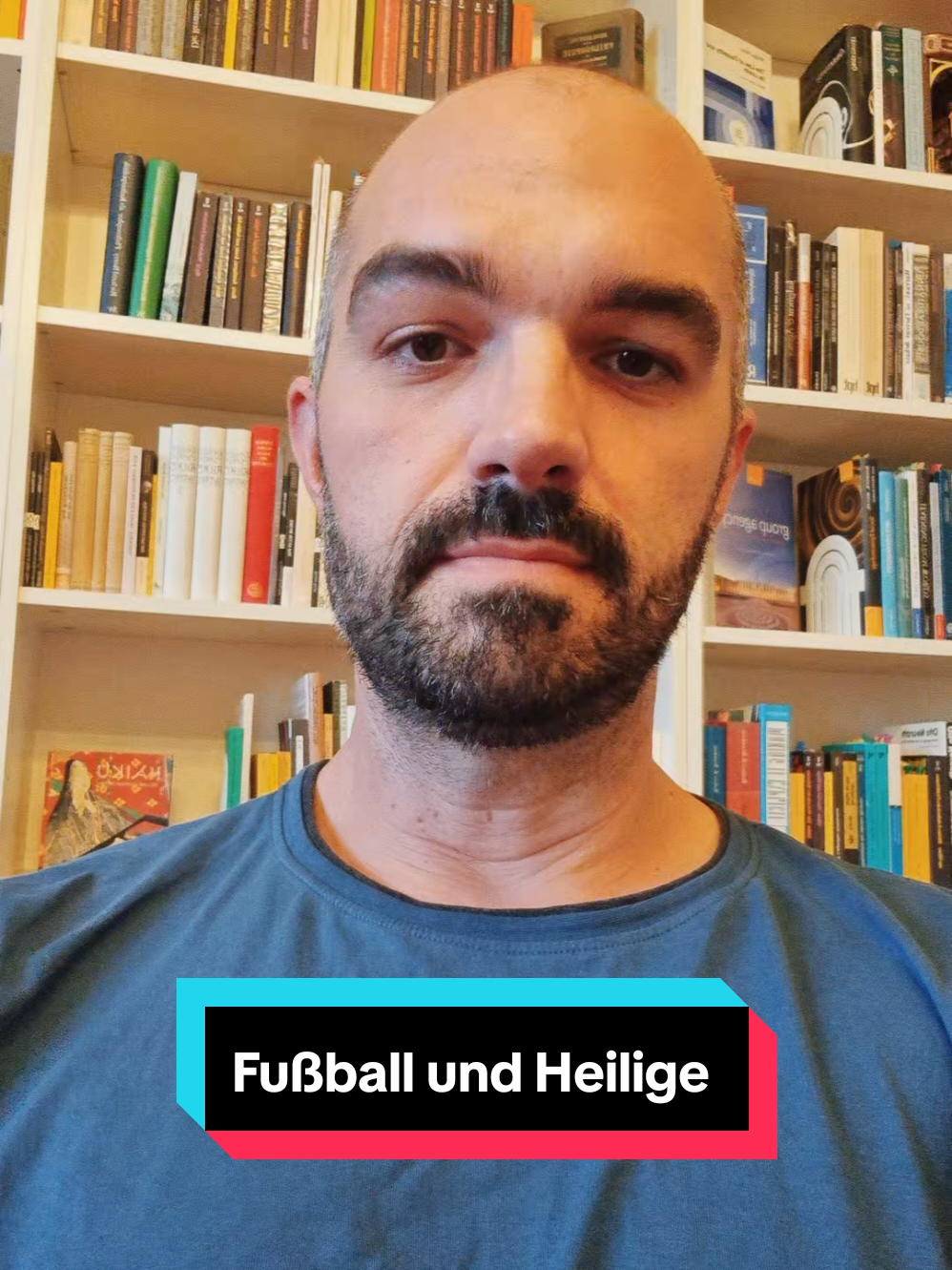 Verschwurbelte Bücher als guilty pleasure #philosophie #utobiographie #aphorismen #guiltypleasure #geschwurbel 