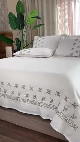 Parure de draps 6 pièces 😍✨    #شدة_تلمسانية_جزائرية_حرة #شعب_الصيني_ماله_حل😂😂 #الجزائر #cheda_tlemcen_hema_we_chane #صناعة_محتوى #منزل_راقي_وكبير #sidibelabbes #tlemcen❤️❤️ #oran 