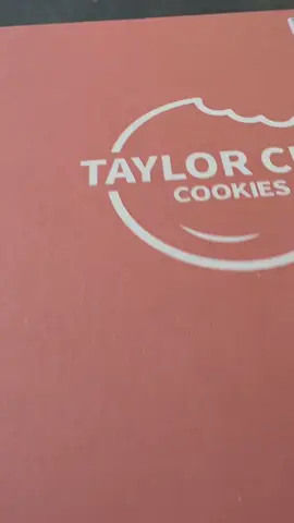 :3 #taylorchip 