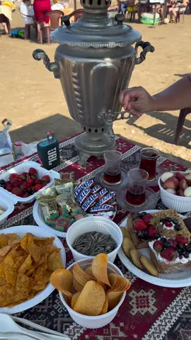 Şəhərdən uzaqdayam🍰🍪🍬☕️
