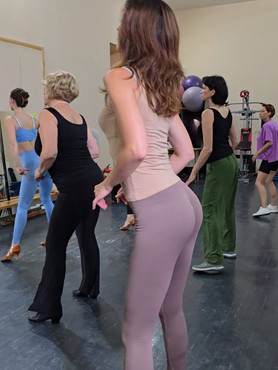 Bachata Girls CubanoBoom!🥰🥰🥰 #dancing #bachata #bachatadance #cubanoboom 