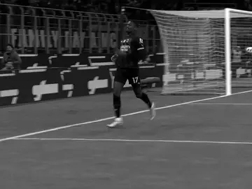 17. | #futebol #edit #rafaelleao 