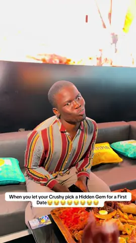 WHEN YOU LET YOUR CRUSHY PICK A HIDDEN GEM FOR A FIRST DATE😂😂😂😂😂😂😂😂😂😂😂😂 #chokejingli #jaymohdecin #comedykenya #kenyancomedy #tiktokkenya #kenyantiktok🇰🇪 #foryoupage #fypviral #fyp @snazzytinah @Kikao_Chill_Vibe _The Rooftop 