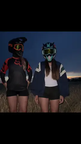 @kssulixx #девочканамото #motogirl #питбайк 