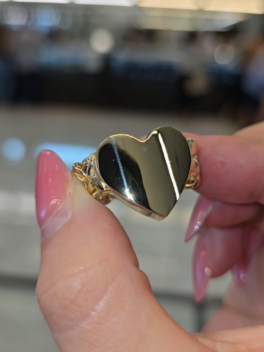 @TAMAYOS THE BIG STORE @TAMAYOS THE BIG STORE @TAMAYOS FABRICA DE ORO @tamayoshoustonoficial #tamayos #gold #viralvideo #chinolink #heartring 
