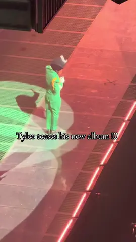 So hype !!! #donttaptheglass #tylerthecreator #tyler #rap #chromakopia 
