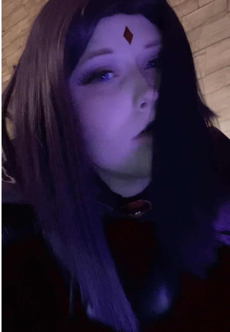 I always listen to this when i play overwatch🤓 #raven #raventeentitans #teentitans #ravencosplay #raventeentitanscosplay #teentitanscosplay #dc #dccosplay #dcraven #dcravencosplay #dcteentitans #dcteentitanscosplay #dcteentitansraven #dcteentitansravencosplay #cosplay #cosplaysuomi #cosplaysuomi 