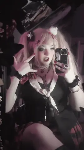 #JUNKOENOSHIMA 💋 I hate like all these vids @𓌹ཐ 𝐑𝐄𝐀𝐏𝐄𝐑 ཋ𓌺 #junkoenoshima #junko #ultimatedespair #despair #despairqueen #danganronpathh #ilovemybf #fypシ #gothgirl #lightsgothgf 