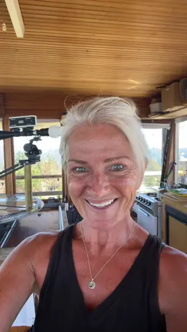 Ask away! #firelookout #lookoutlife #womenover50 #wildlandfire #fypシ #fyp #forestservice #oregon #gratitude #firewatch 
