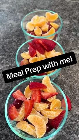 Super fast meal prep breakfast and lunch for work. Fruit bowl, vegan cheddar crackers, Chickpea salad #caloriedeficit #vegan #plantbased #vegetarian #weightloss #worklunch #Recipe 
