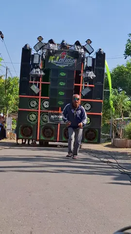 otnaira rimexxx 🤣🤣🤣@kjaudiokertosono  #fyp #lighting #soundviral #horeg #soundhoregjawatimur#otnairaremix 