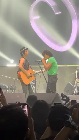 @Slankers #slank #slankers #terlalumanis #skyavenue2025 #music #konsermusik #fyppppppppppppppppppppppp 
