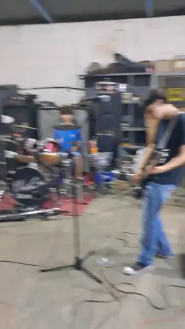 Ensayando el solo de 