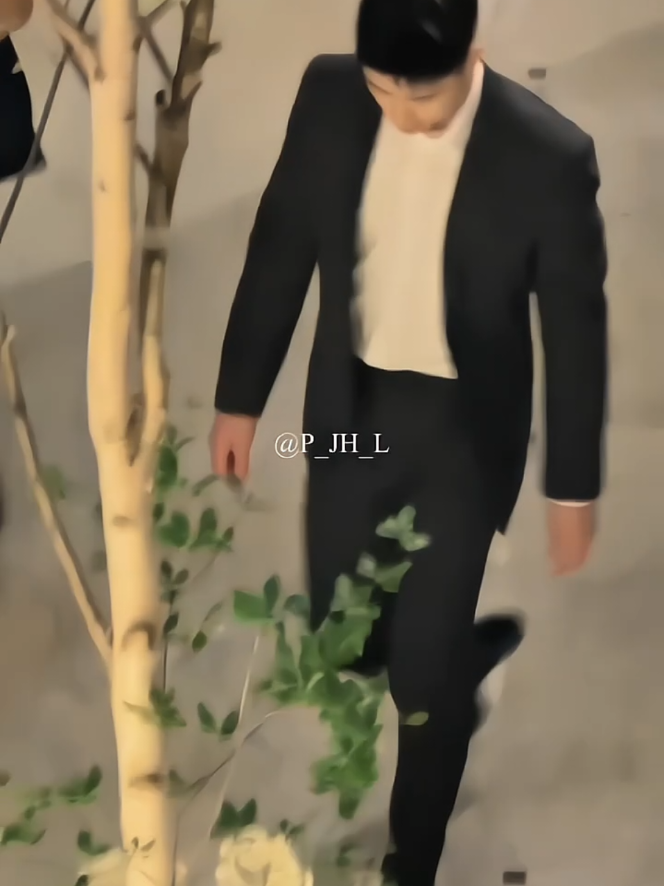 lagu jawa + jaehyun kondangan = wis cocok jadi mantu mama 😍 #jaehyun #jungjaehyun 