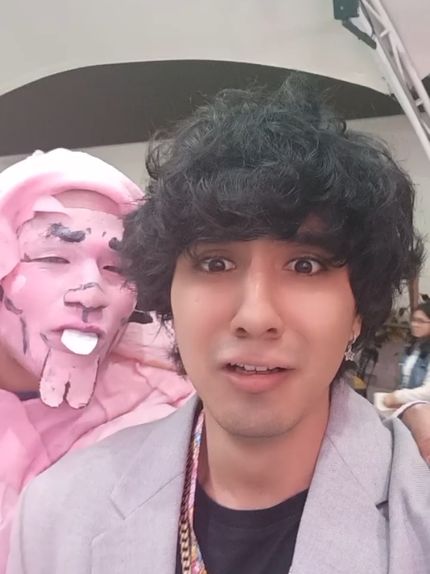 ayy Luis 🗣️🔥 @Luisardito #shitpost #meme #stream #luisardo #parodia #peru #latam #hot #doblaje #sigma #chad 