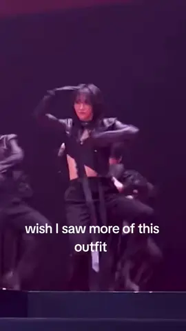 mother was mothering so hard 💅 #seonghwa #parkseonghwa #ateezseonghwa #seonghwaateez #ateez #ateez_official_ #ateezinyourfantasy #inyourfantasy #kpop #kpopfyp #ateezatiny #atiny #fyp #foryou #paratiiiiiiiiiiiiiiiiiiiiiiiiiiiiiii 