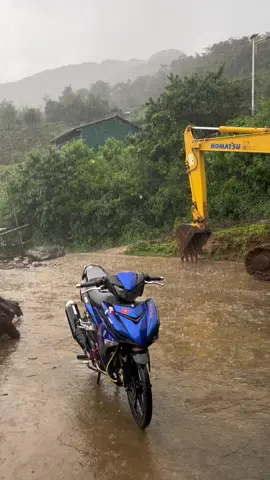 Cho em nó tắm mưaaa😶🙃 