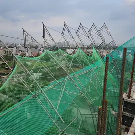 khổ cho anh em giáo ngoài quá 