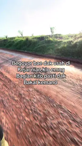 Begoyor bae🫨#kulisawit🌴 #fypシ #palembangfyp #kebunsawit #brandatiktokfyp #tanjungmakmur #ogankomeringilir 