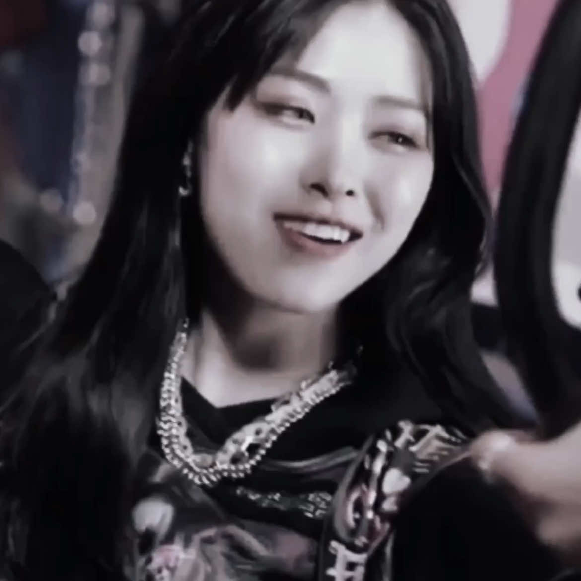 not sure how i feel about this tbh... | ib @𝘴𝘦𝘳𝘦 | #ryujin #ryujinedit #itzyedit #fyp #foryou #foryoupage | @nana @Chaeryeong’s wife (real!!) @keana @YUZVUHA @Jasmine ✧.* @₊˚⊹ᰔ athena 