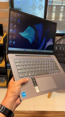 Lenovo Ideapad Slim 3 Spesifikasi Intel core i3-1115G4 RAM 8GB DDR4 SSD 512GB NVMe Windows 11 Home Keyboard backlit Harga dm/wa Cod Area Makassar dan sekitarnya Kirim seluruh daerah🚚 Wa 085298345489