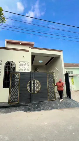 Rumah Siap huni  Perumahan CitraIndah City Jl. Raya Cileungsi-Jonggol Bogor-Jawa Barat SPESIFIKASI  : Luas Tanah : 90M² Luas Bangunan : 80M² Kamar Tidur : 3 Kamar Mandi : 2 Listrik : 1.300 Kwh Air : PDAM PEMBAYARAN : HARGA 575 jt - CASH - KPR FASILITAS PERUMAHAN : • Waterpark • Citypark • Sekolah • Masjid • Gereja • Sekolah • SPBU • Fresh Market • Lapangan Olahraga • Gedung Olahraga • Feeder Busway • Angkutan dalam perumahan LOKASI STRATEGIS : • Dekat RS • Dekat Toll • Dekat Mall • Jalan Provinsi Yuk Miliki Rumah Impianmu Sekarang Juga! Minat hubungi :  Tiara Natalia 081316036402 081779174902 #citraindahcity  #citraindah  #ciputragroup  #bukitpermai  #rumah2lantai  #carirumah  #viralvideo  #foryou  #fyppppppppppppppppppppppp 