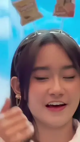#freyajkt48 ini yg candu,lagu atau orang nya sih😫😭