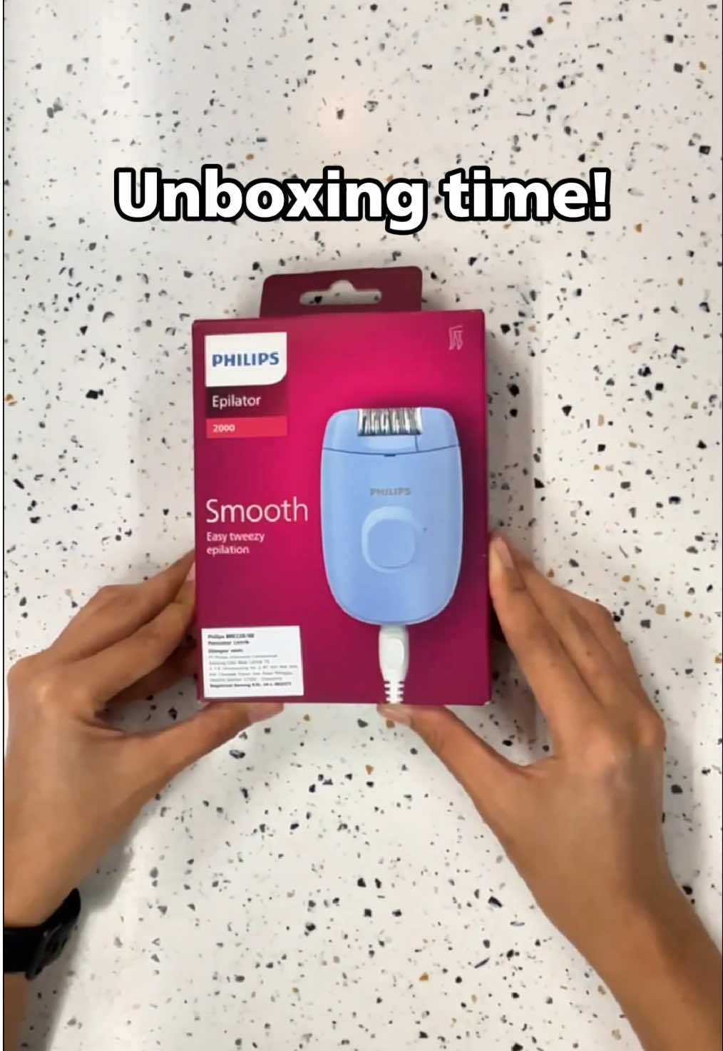 Emang bisa waxing tanpa ribet dan gak sakit? Bisa dong… pakai Philips Epilator 2#2000RE228! 🩷 ✨ Cabut bulu sampai ke akar, halus sampai 4 minggu  ✨ Desain compact, mudah dibawa ke mana saja  ✨ Praktis, tanpa perlu ke salon Saatnya tampil Hair Free Skin tanpa drama! Yuk, cek produknya di keranjang kuning sekarang! 🛒 #PhilipsIndonesia #PhilipsBeauty 