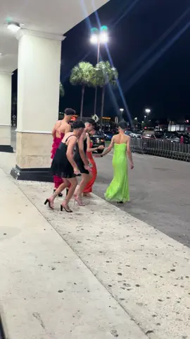 #humor #humortiktok @Divas de la Noche #lomaximo #fypシ #fypage #viralvideo #fypforyourpage 