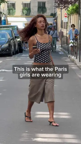 Loving the Paris fashion that we spotted this week, save this for when you need some outfit inspo #OOTD #paris #Summer #trend #inspo 