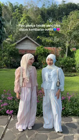 Launching now🍸💙  #TikTokFashion #ootdhijab #fypシ゚ 