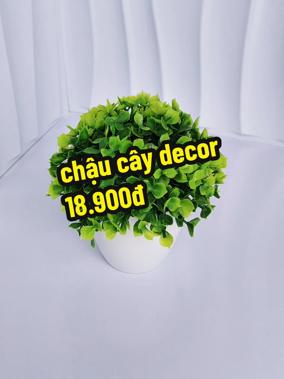 chậu cây giả decor góc quay, bàn  làm việc giá rẻ ~19k#chaucaygia #caygiadecor #decor #decorbanlamviec #mebimxaykenh #xuhuong #Huongreview @Hương Review @Hương Review @Hương Review