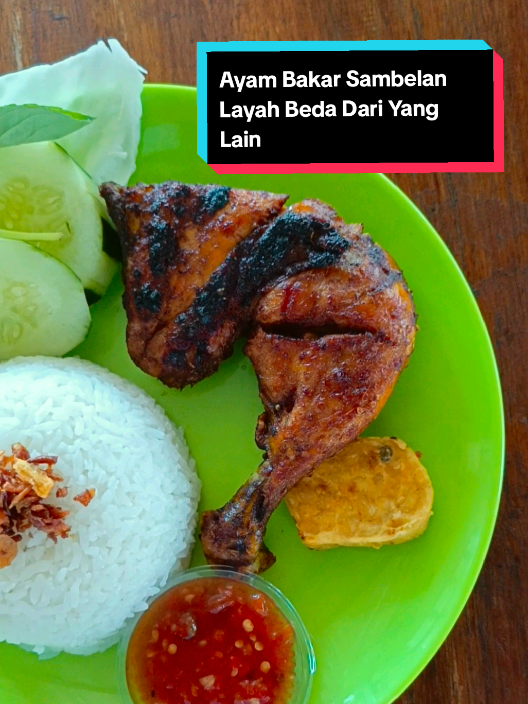 Besar, Empuk, Medhok, Murah. Cuma 18k bisa dapat ayam bakar spek seperti ini. Hanya di Sambelan Layah . . . #sambelanlayah #kuliner #kulinermagetan #kulinerviral #ayambakar #rekomendasikuliner 