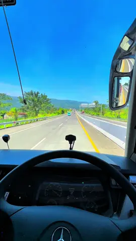 Tidak Di Rancang Untum Cepat, Karena Yang Tepat Tidak Di Temukan Dengan Cepat 🍃 #storybus #drivermuda #transjawa #fyp #juragan99trans #juragan99 #malang #xybca @yustiodecaaprilian 