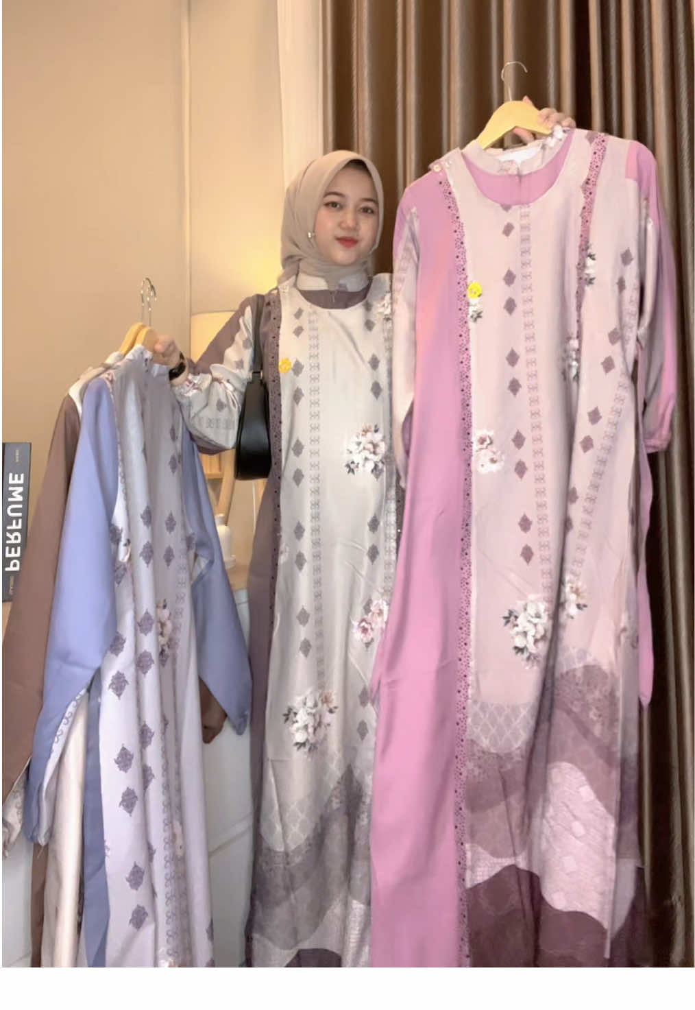 Baju butik lagiii😍Harga spesial di live jangan lupa join bun 😍