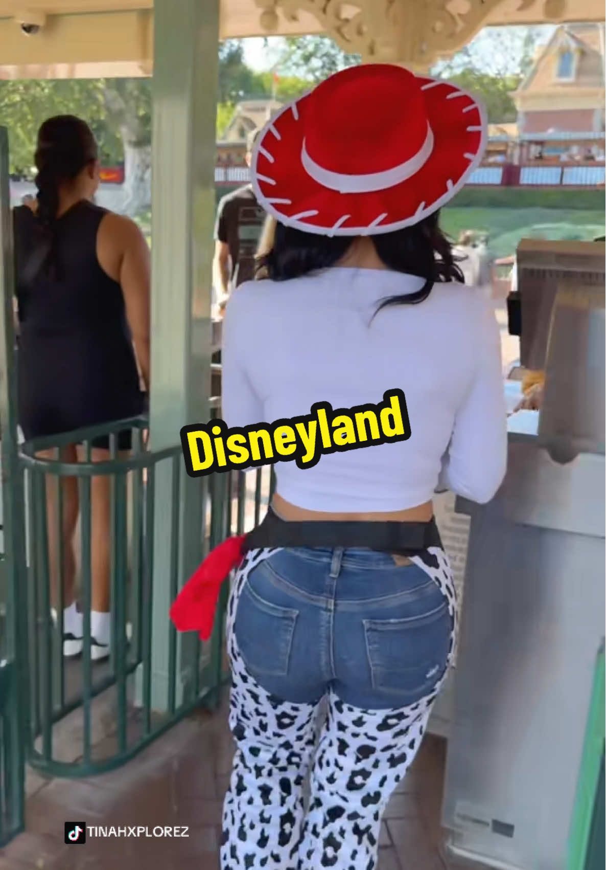 Yee haw 🤠 #onthisday #cowgirl #foryou #disneytiktok #foryou #fyp #fortniteskin #xyzbca #travel #starwars 