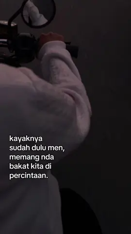 sudah sudah mi mencintai orang yang salah❤️‍🩹💛💚