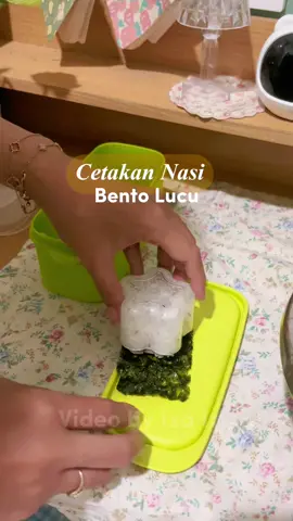 Cetak nasi jadi lebih mudah #cetakan #cetakannasi #cetakanbento #bekal #bento #bekalanak 