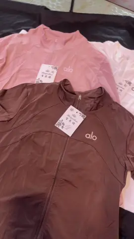 alo uv jacket🍂#ဘယ်မြို့မဆိုအိမ်ရောက်ငွေချေစနစ်ပါ။ #nyeincollection #foryou #fyppppppppppppppppppppppp #fyp 