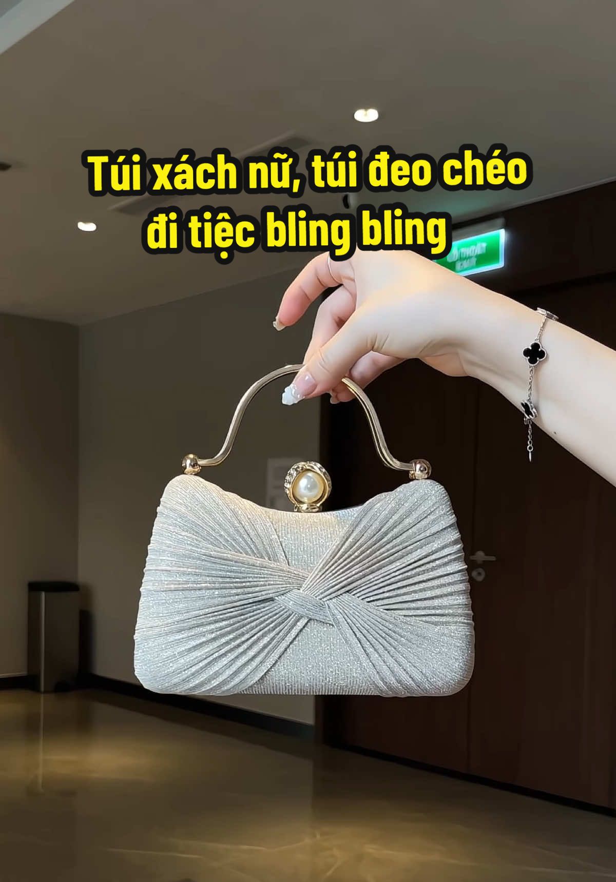 Túi xách nữ, túi đeo chéo cho các chị yêu đi tiệc bling bling #jimestore #tuixachnu #reviewtuixachnu #tuideocheo #tuiditiec #tuixachquangchau 