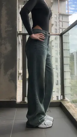 Wahhh cakep 🥰🥰 #fyp #nyaman #outfit #celana #jeanswanita #jeanshighwaist #jeansoutfit #jeansviral #jeansmurah 