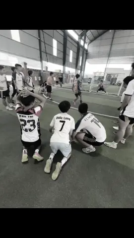 đá pen mà cỡ này 🥰 #khanhvansport #trieuview #bongda #bongdaphui #xuhuongtiktok #xuhuongtiktok2025 #xuhuong 