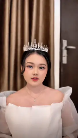 Day 1 jadi muse😩  cantik banget makeupnya!👸🏻 Makeup by : @IG: berlianajhn_makeup | BDL 🤎  #musemakeup #day1 #makeupmuse #muse #muselampung #musebandarlampung #muamakeup #fyp 