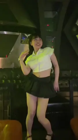 tôi và anh đôi ban thân rất thân #xh #nonsstop #nhac8x9x #vinahouse #vietmix #remix 